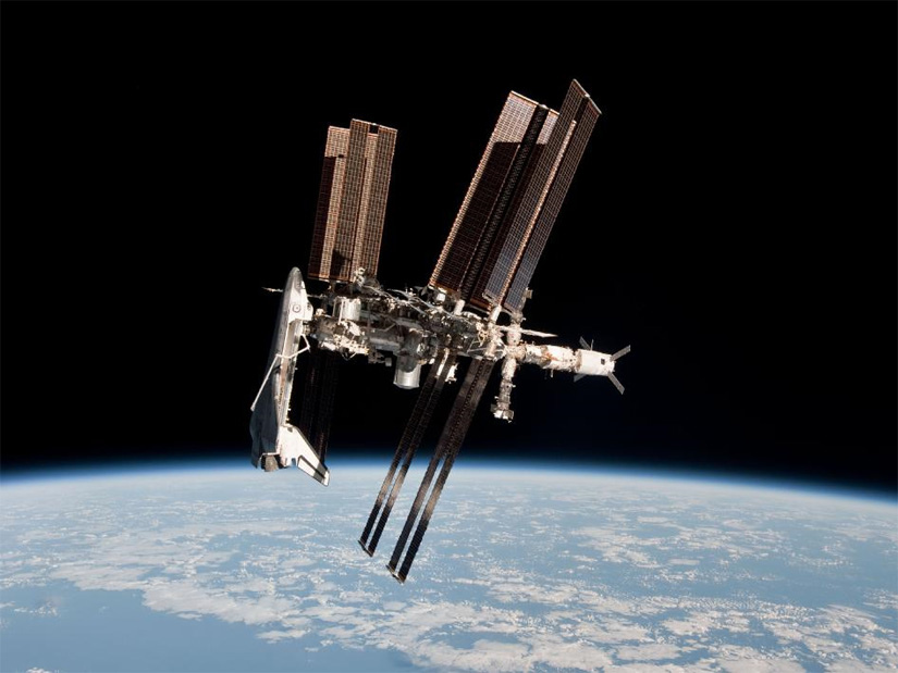 Endeavour docked to ISS